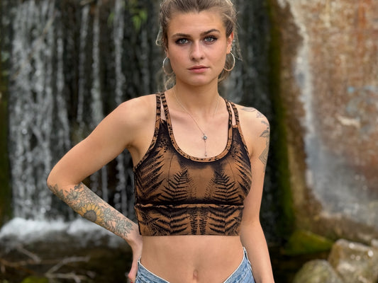 Yoga top with the pattern of the flower of life olive green