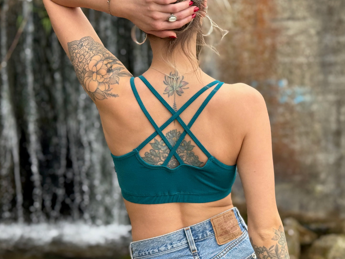 Yoga Top mit dem Muster der Lebensblume türkis/weiß