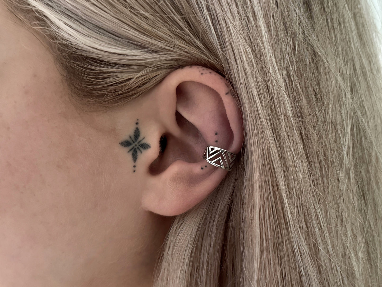 Ohrclip Zickzack Muster, Ohrschmuck ohne Loch, Ohrmanschette