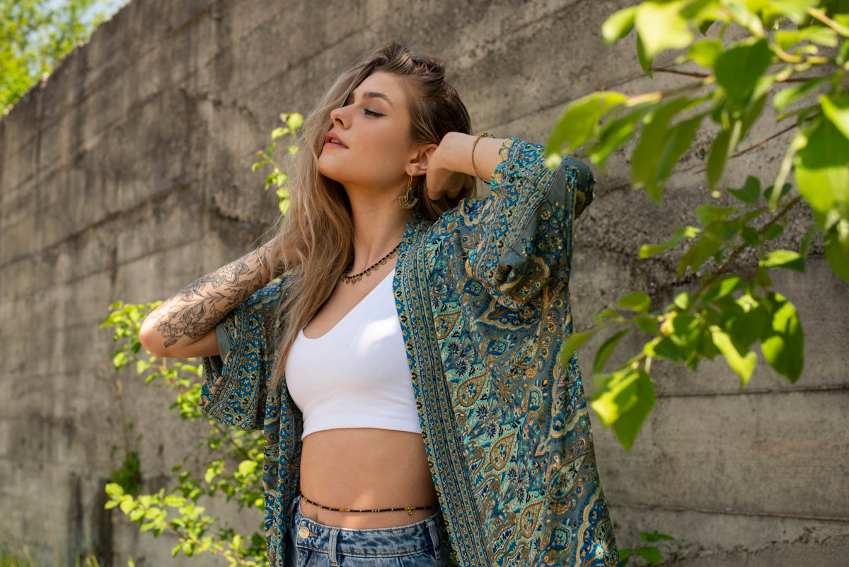 blau gold gemusterter Kimono, Bluse, Überwurf, leichte Jacke