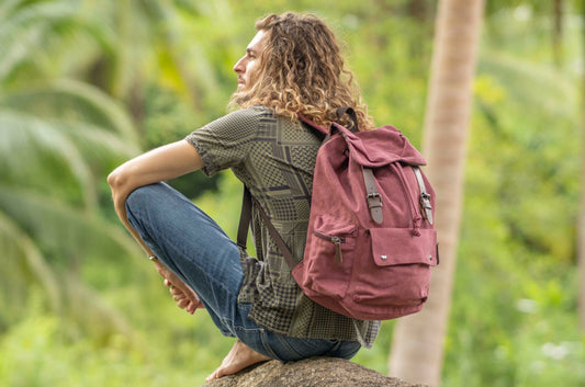 grosser lässiger Canvas Rucksack mit Riemen in rot