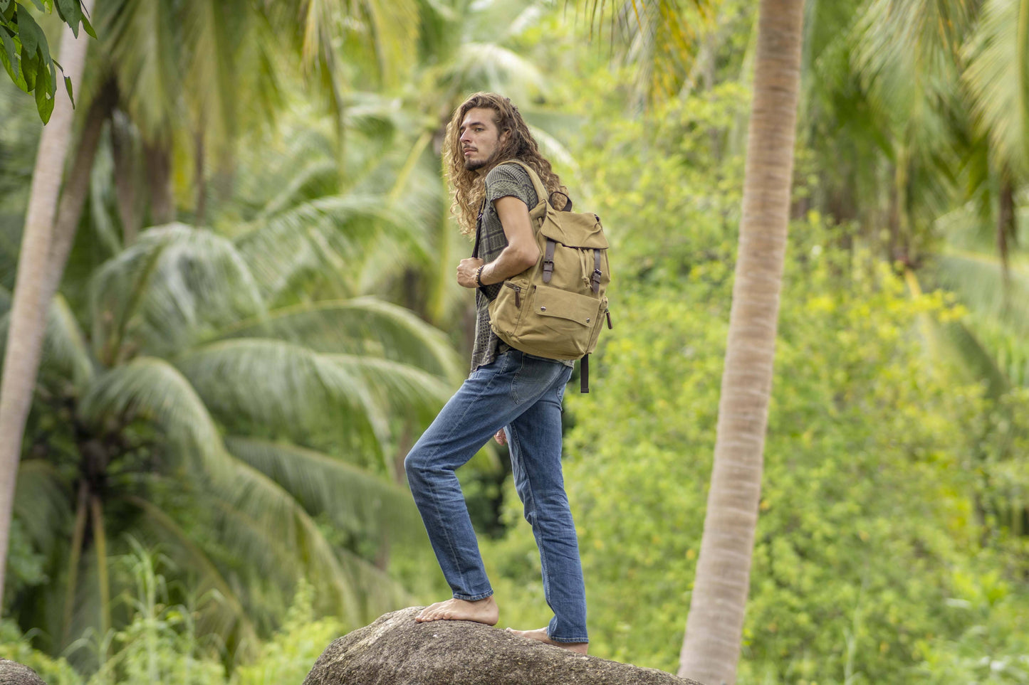 grosser lässiger Canvas Rucksack mit Riemen in beige