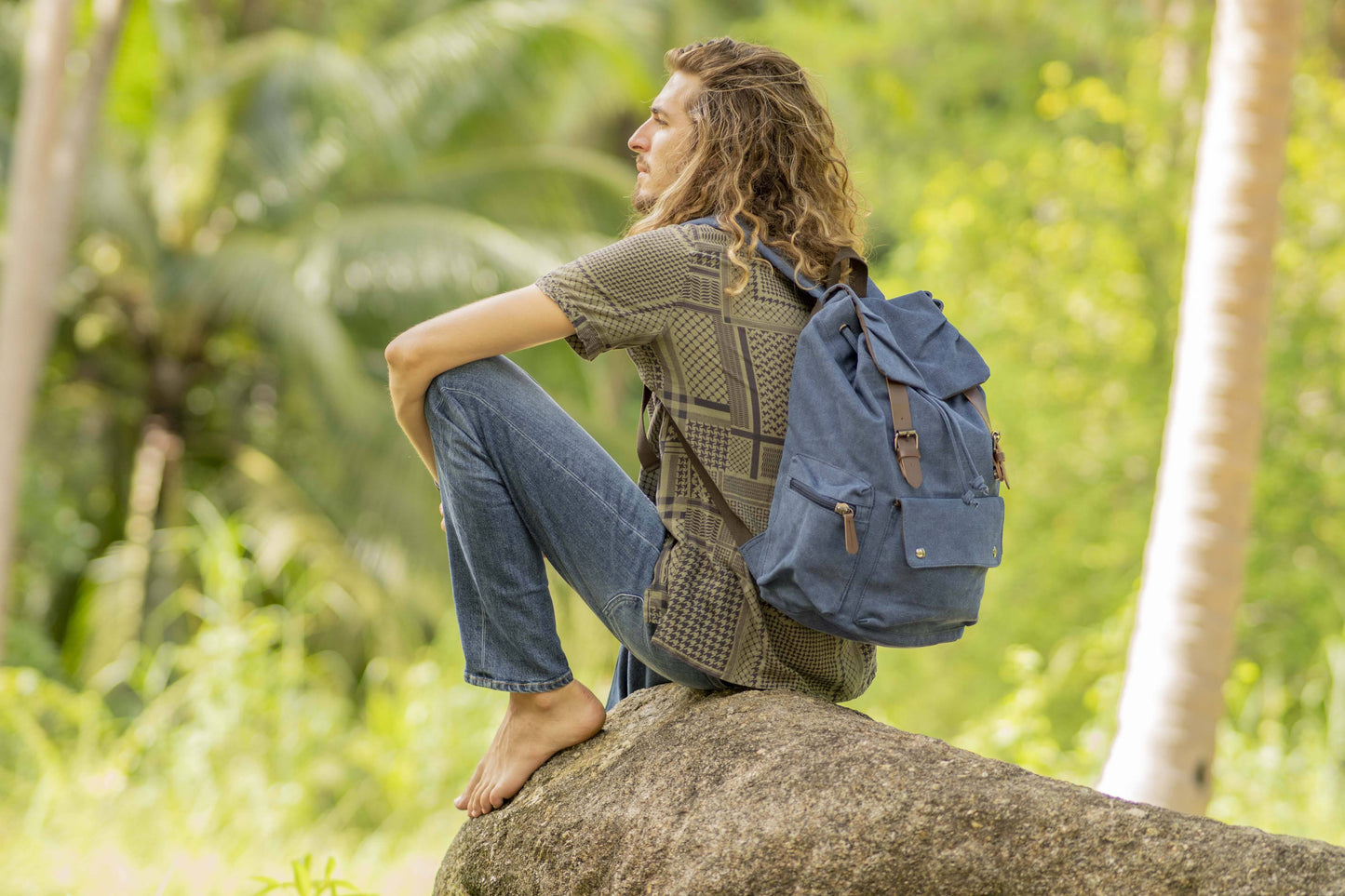 grosser lässiger Canvas Rucksack mit Riemen in blau
