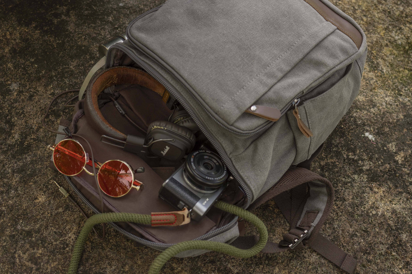 Canvas Rucksack in grau