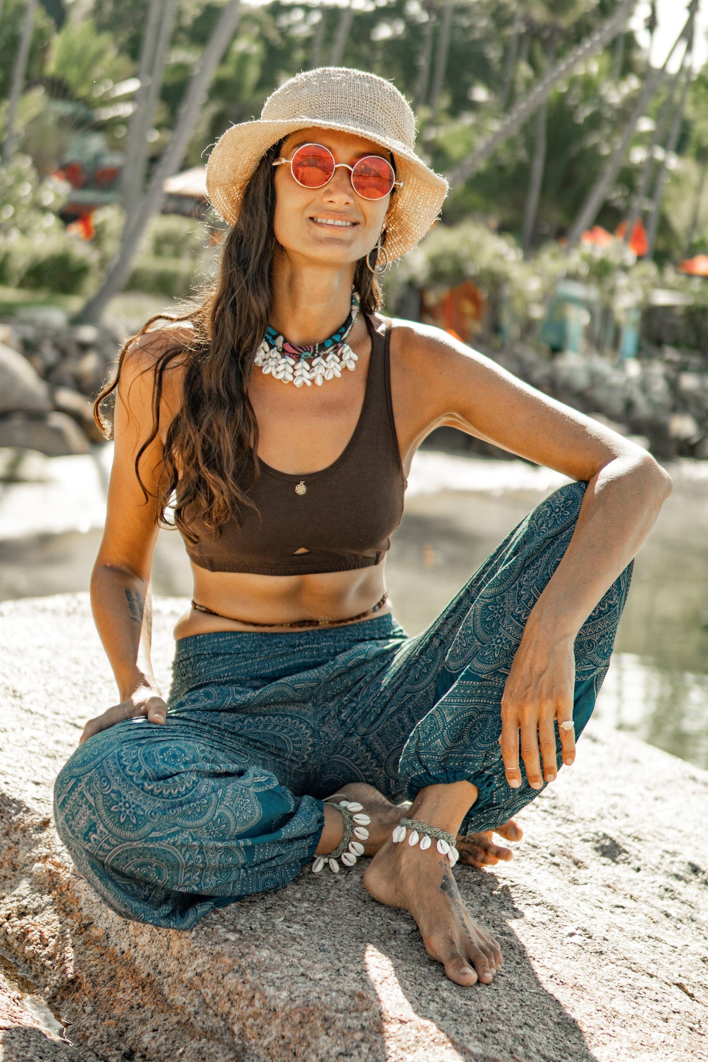 luftige Pluderhose mit Mandalamuster in blau mit Taschen