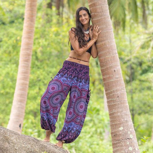 Harem pants with mandala pattern in pink purple