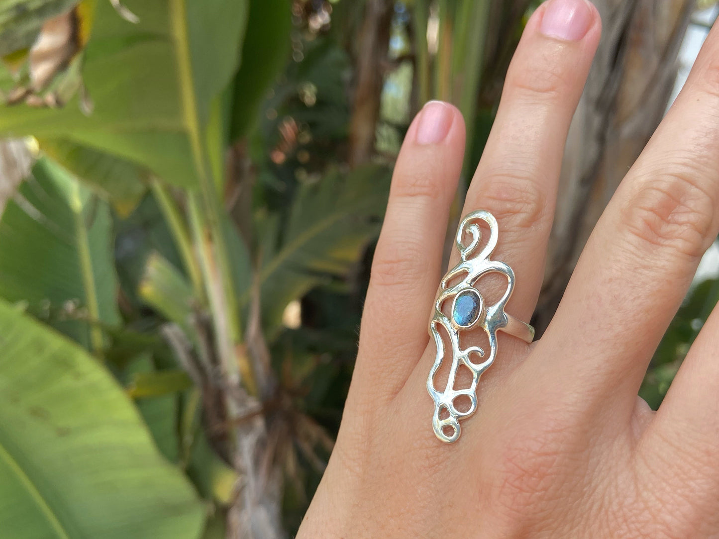 verschnörkelter Silber Ring mit Spiralen und Labradorit Stein