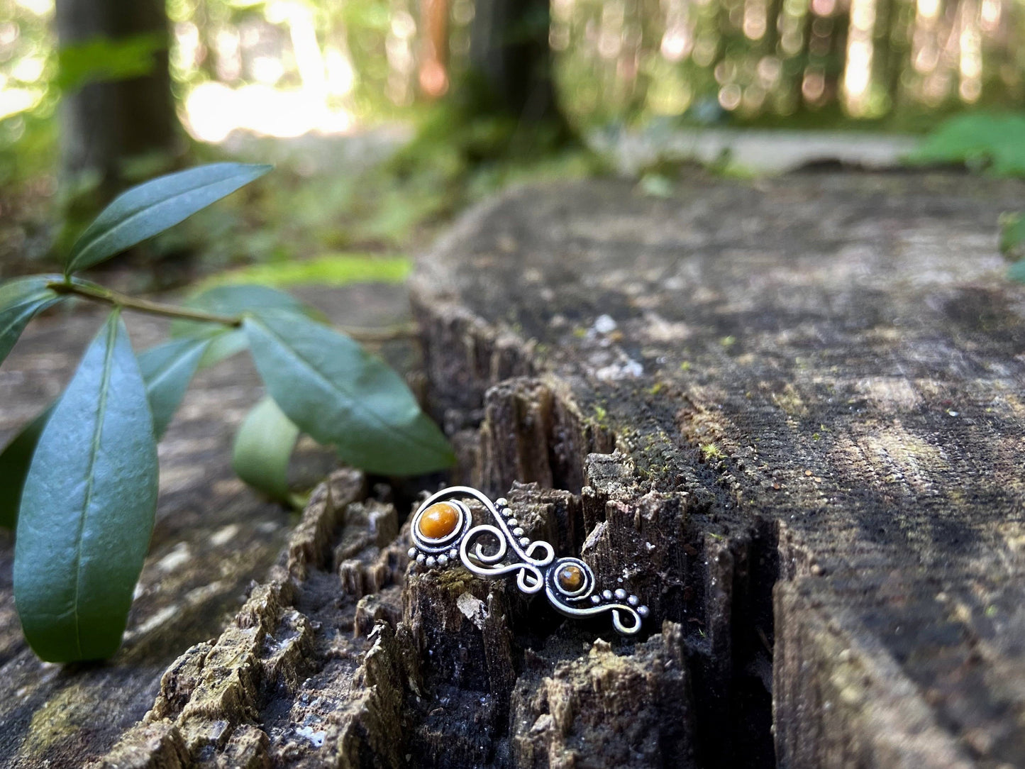 Earclimber Ohrringe mit Tigerauge Steinen aus Silber