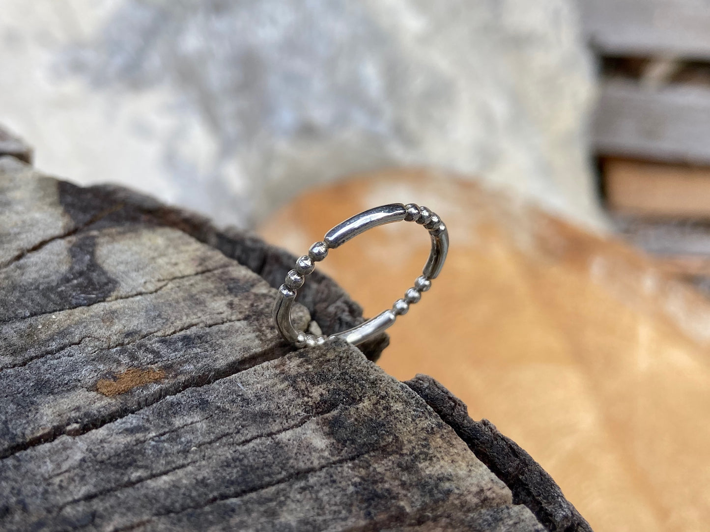schlichter Kugelring aus Silber