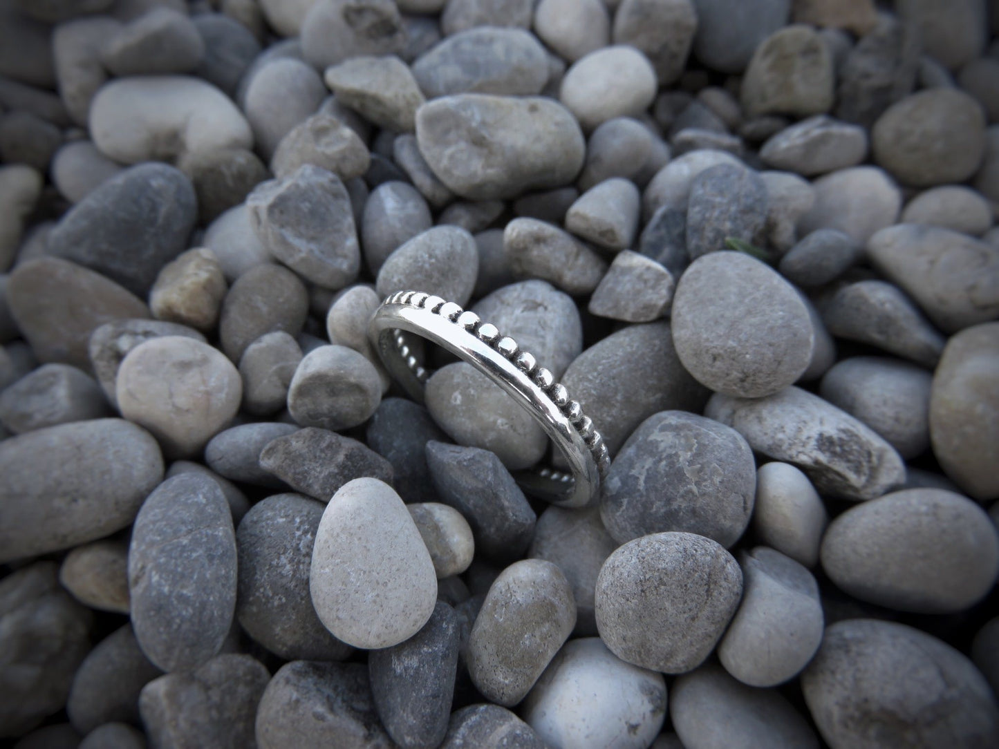 schlichter Kugelring aus Silber