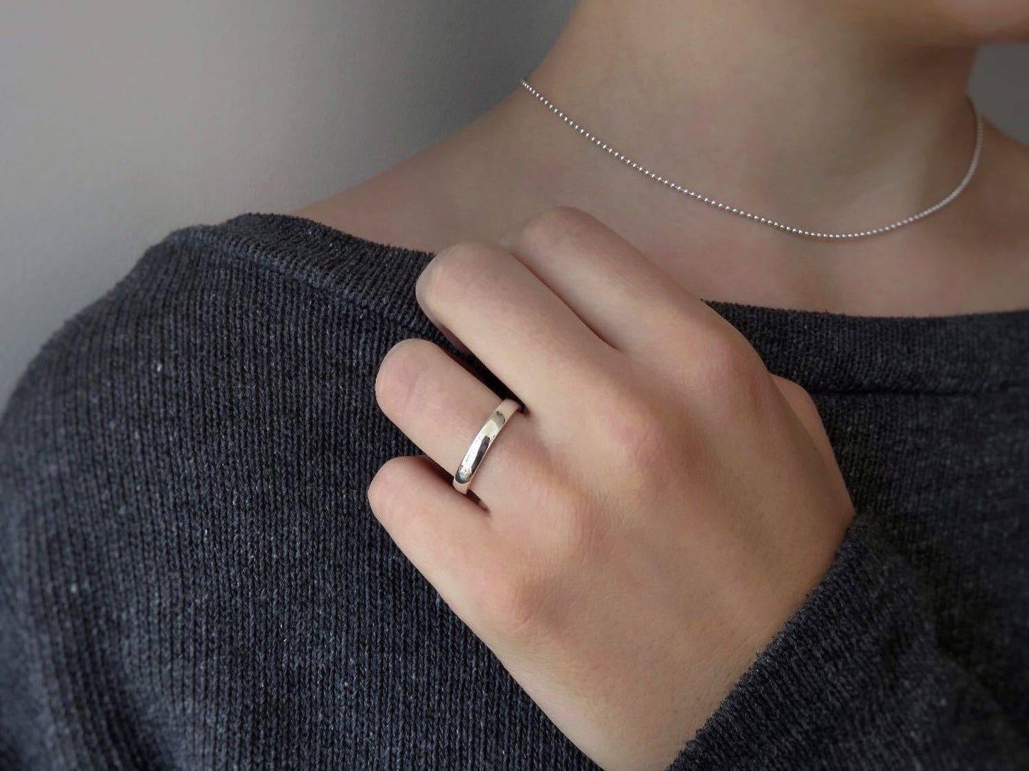 simple unisex silver band ring