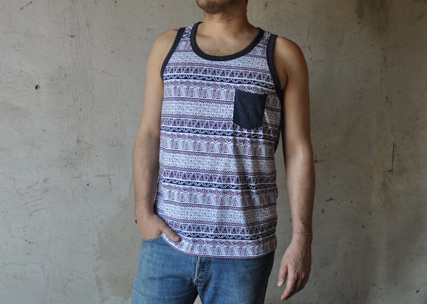 Geometric pattern tank top for men