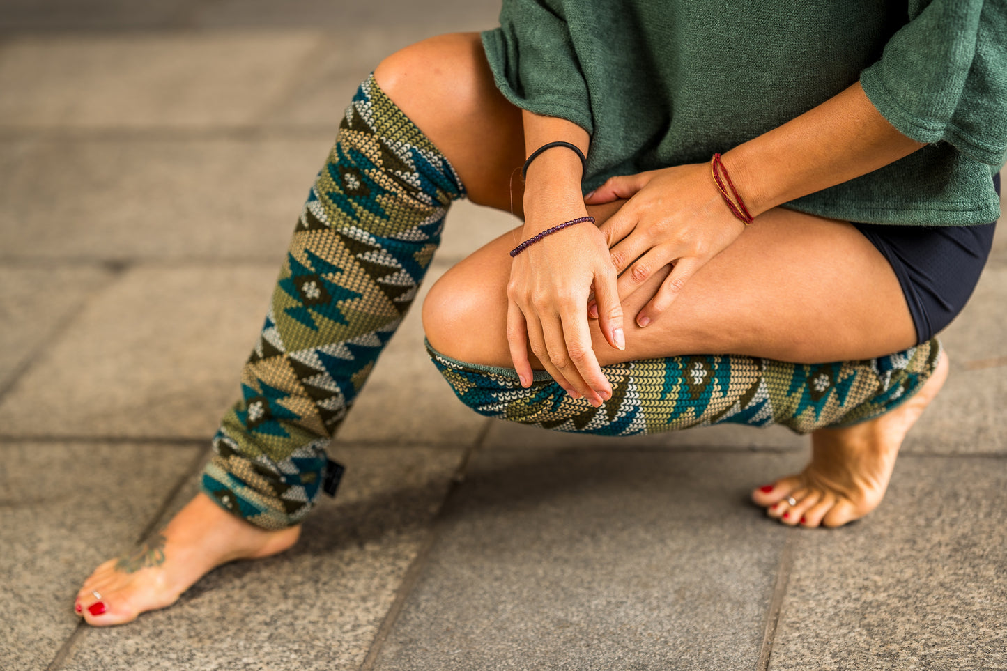 Boho Wendestulpen – Beinstulpen, Yoga & Tanz Stulpen, 4-in-1 Legwarmers Damen in türkis/ gemustert