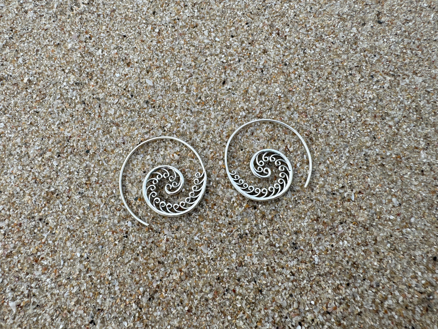 Spiral Creolen mit kleinen Spiralen aus Silber, Ohrringe 925er Silber