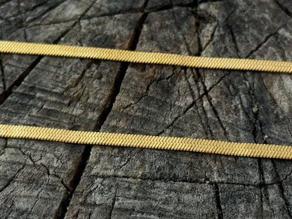 Goldfarbene Fischgrätenkette 3 mm – Verstellbare Halskette aus Edelstahl, PVD vergoldet