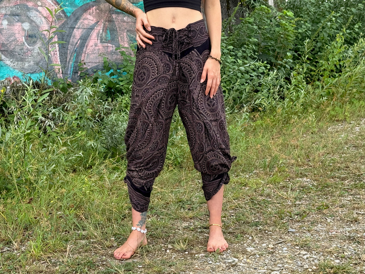Boho Wickelhose für Damen in schwarz mit Mandalamuster