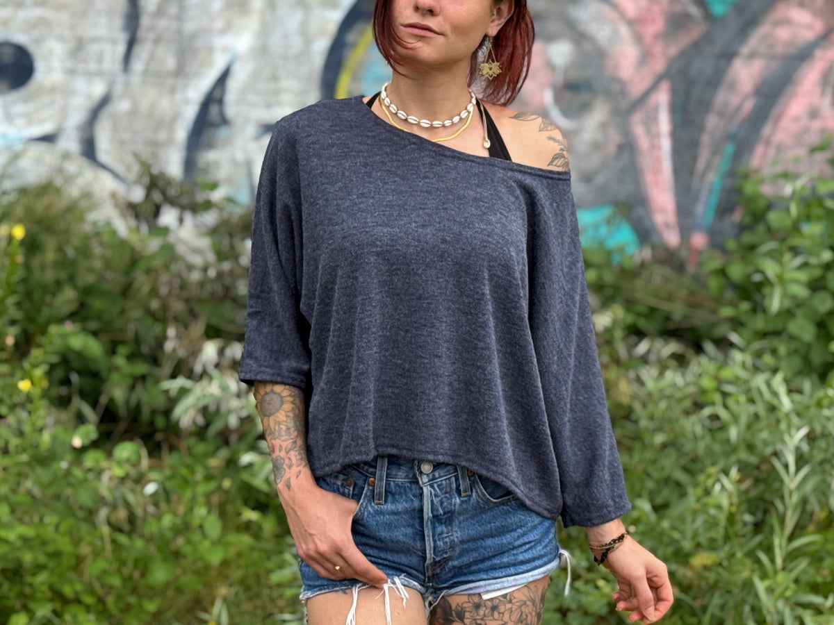 halblanges lockeres Shirt in dunklem blau