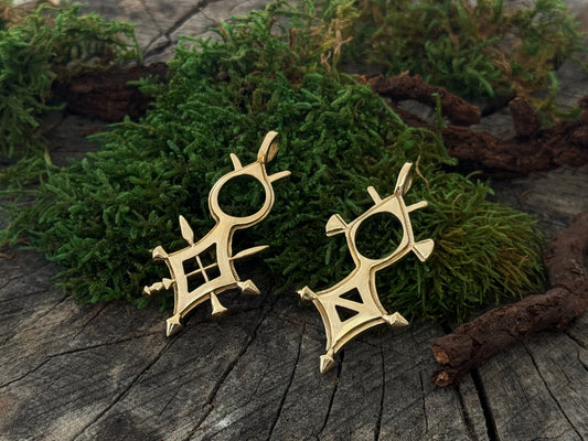 massiver goldfarbener Anhänger aus Messing für Männer