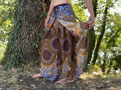 Boho Wickelhose für Damen in braun blau floral gemustert