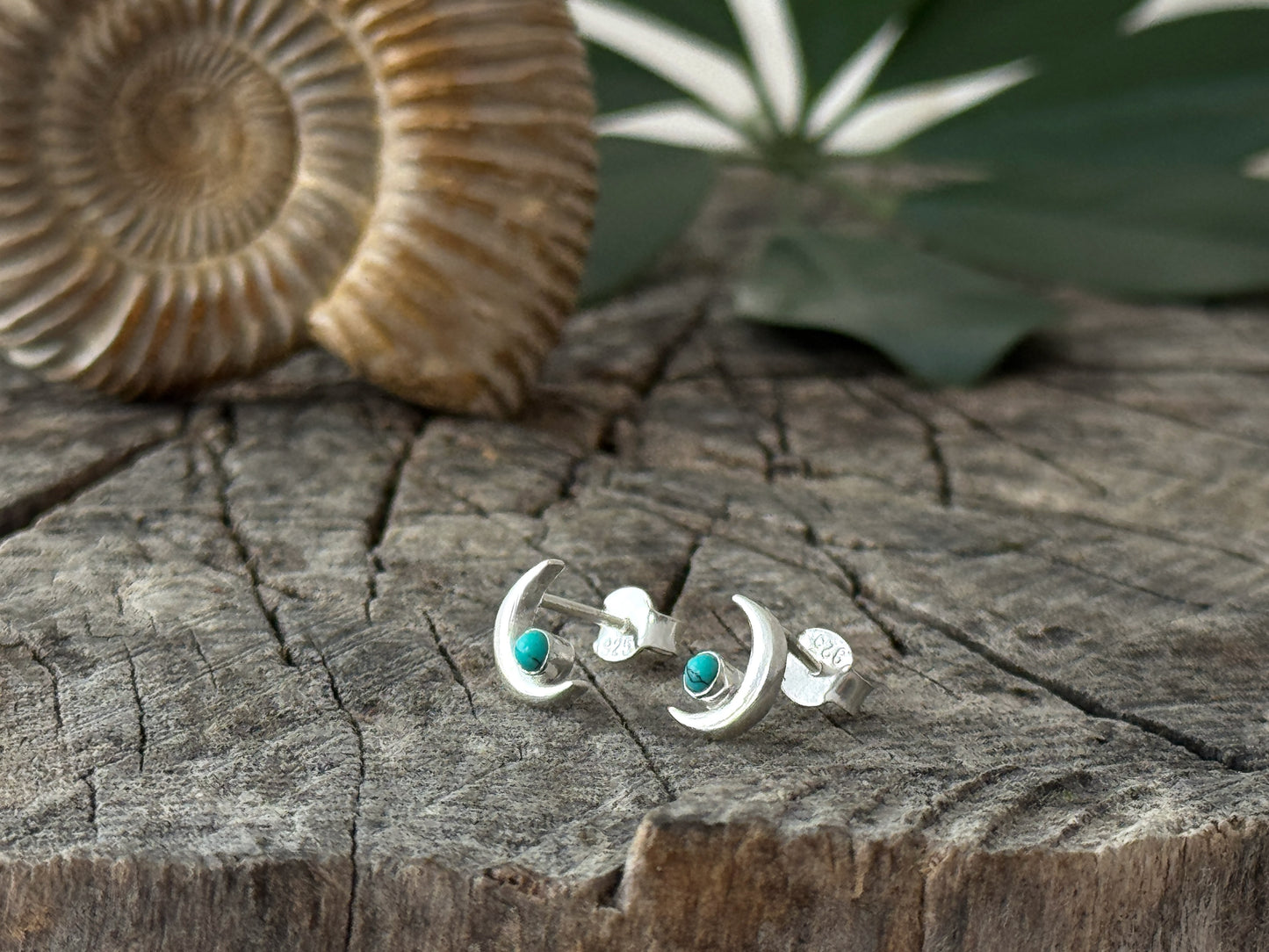 Stud earrings with small moon and stone made of silver 