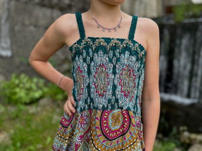 luftiges Elfenkleid für Kinder, bunt gemustertes Sommerkleid im Boho Look für Mädchen, Fransenkleid