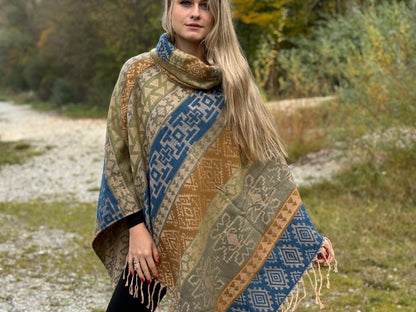 gemütlicher warmer Poncho, Überwurf, Bohemian Poncho, Boho Überwurf grün/blau/beige 006