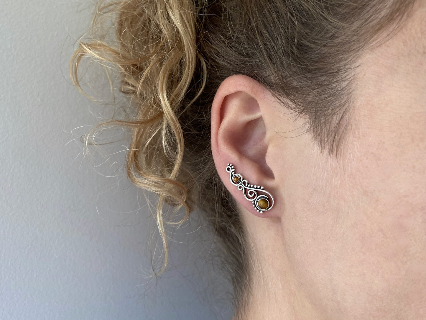 Earclimber Ohrringe mit Tigerauge Steinen aus Silber