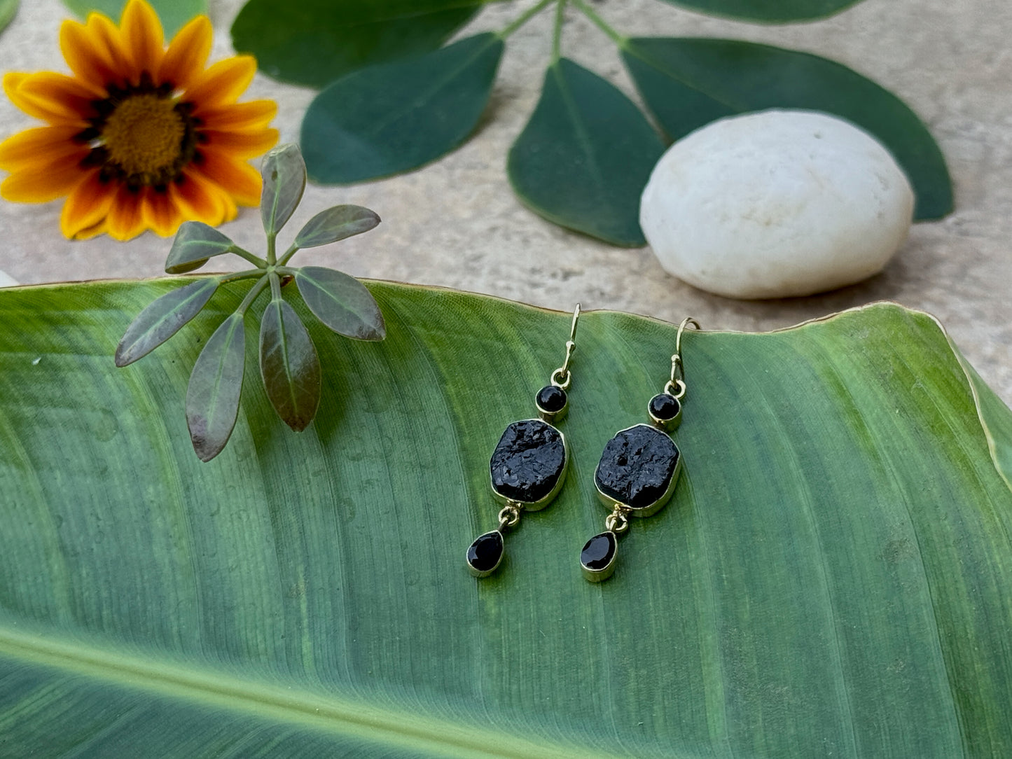 Earrings with raw stone made of silver, aventurine 