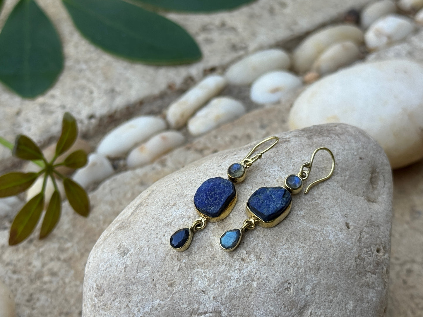 Earrings with raw stone made of silver, aventurine 