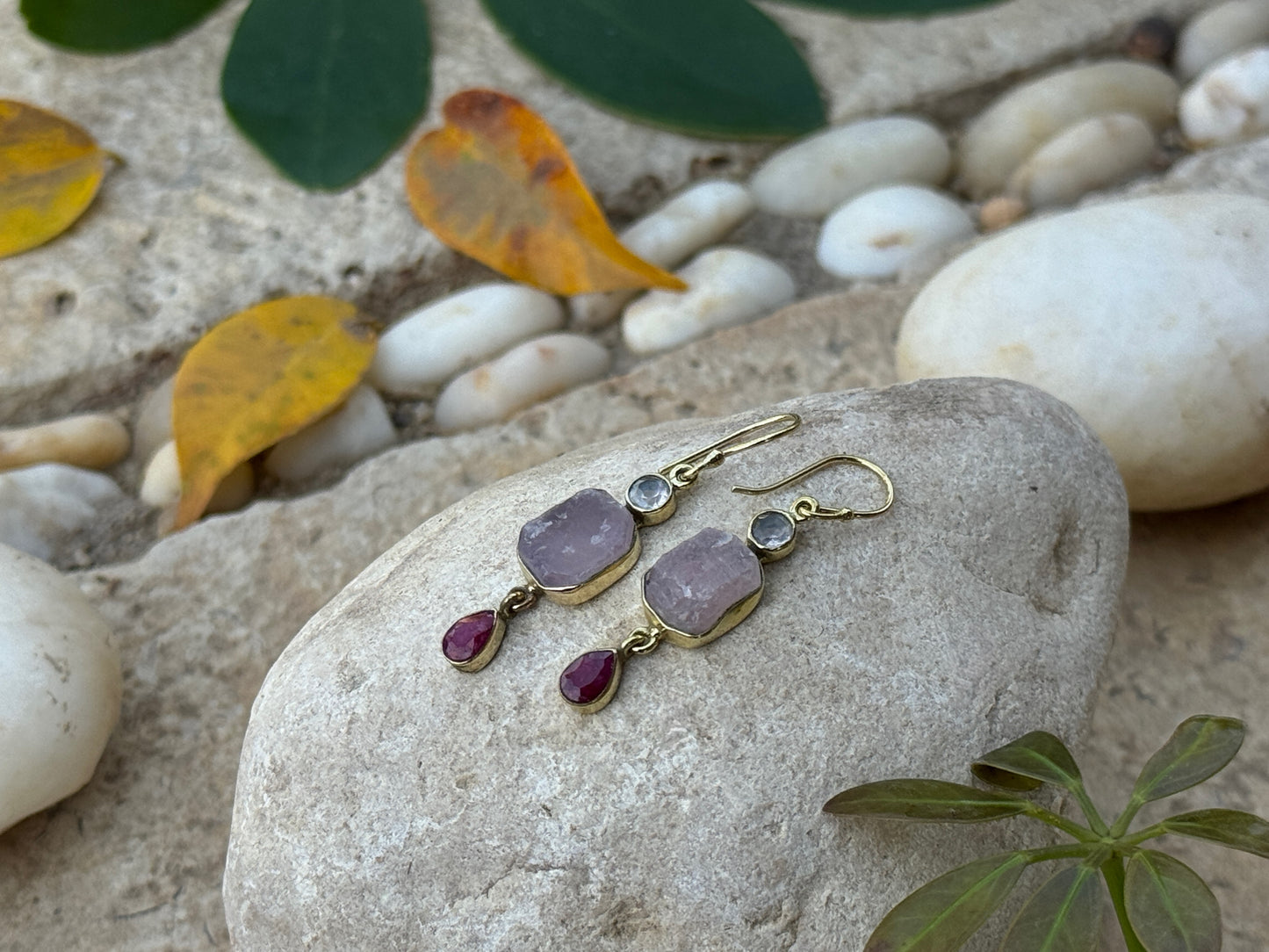 Earrings with raw stone made of silver, aventurine 
