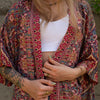 rot gemusterter Kimono, Bluse, Überwurf, leichte Jacke