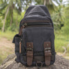 praktische Canvas Schultertasche mit Riemen in schwarz