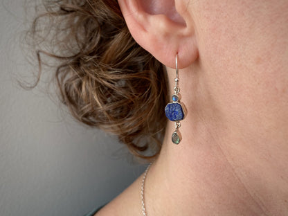 Ohrringe mit Rohstein aus Silber, Lapis Lazuli, Labradorit, Regenbogenmondstein