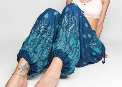 airy patterned harem pants in turquoise with pockets
