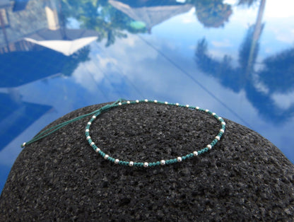 Bracelet with silver beads in black or turquoise 