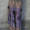 luftige Pluderhose mit Mandalamuster in lila