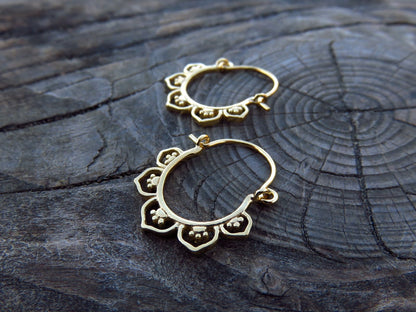 mini hoop earrings with flower pattern gold plated