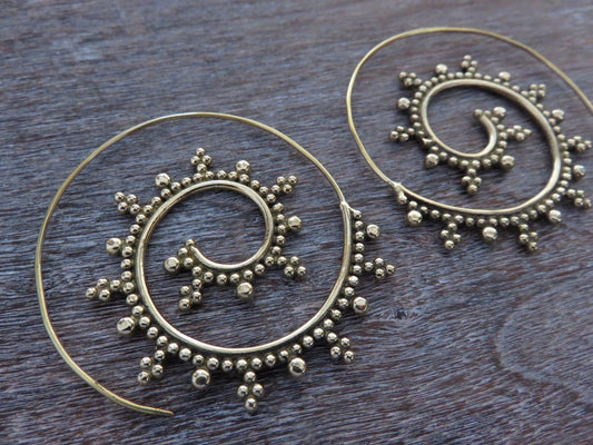 large spiral earrings with brass dots 