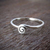Ring mit kleiner Spirale aus Silber
