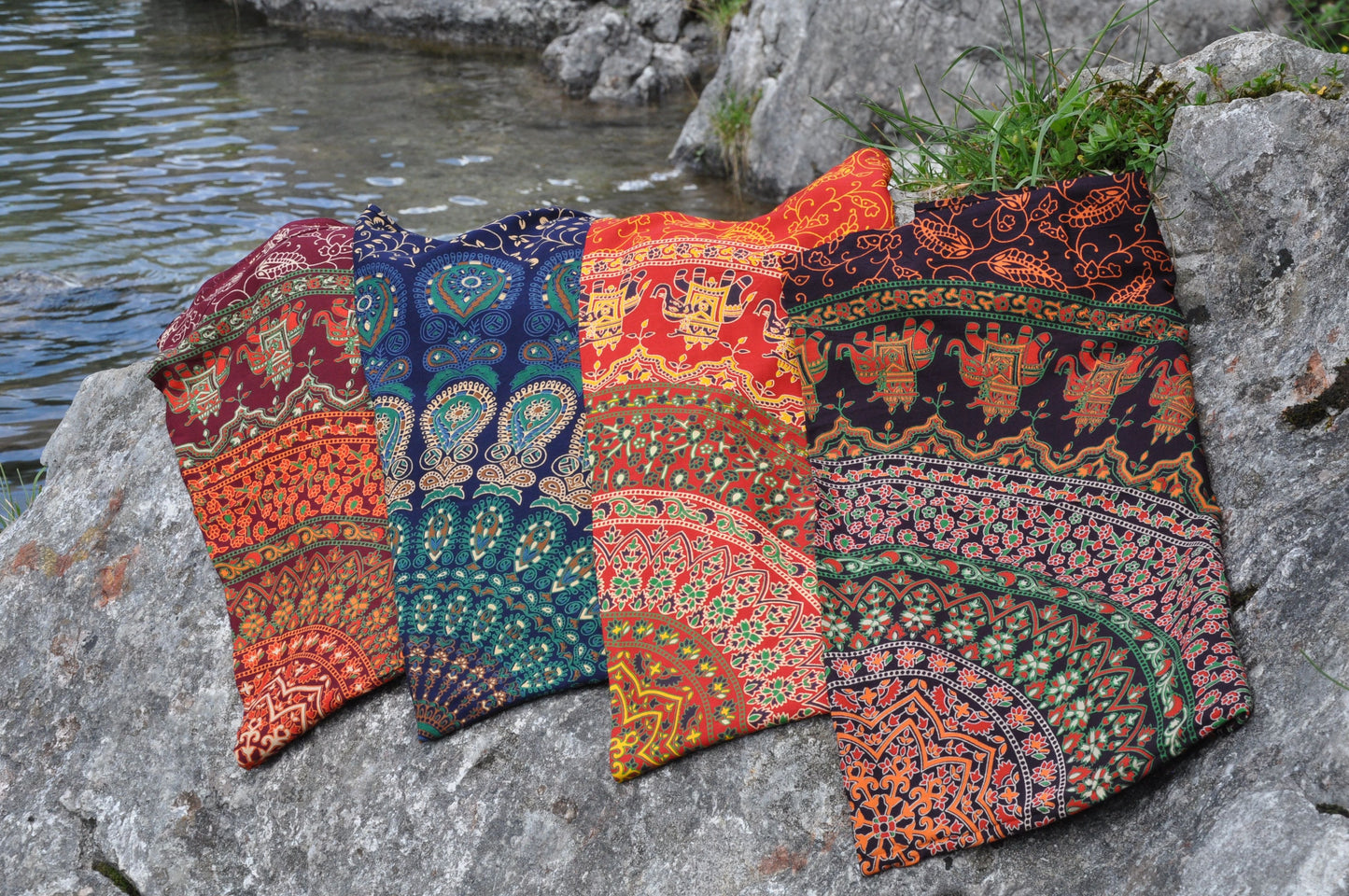 Sarong/ Badetuch mit Mandalamuster in weinrot