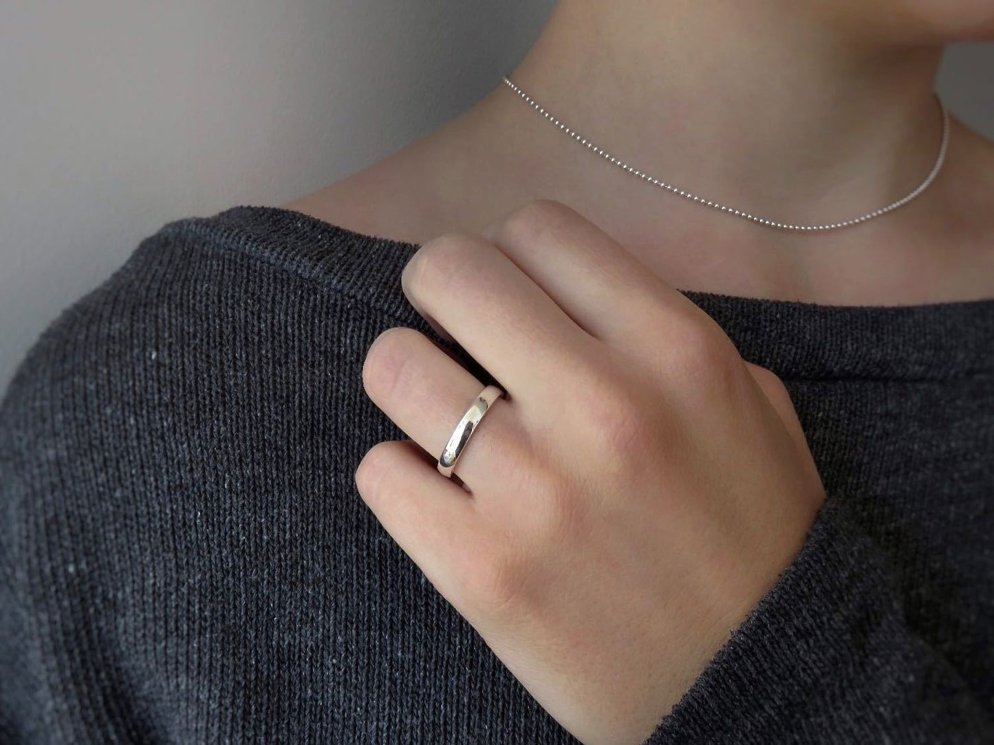 simple unisex silver band ring 