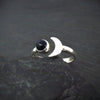 Ring mit Mond und schwarzem Onyx aus Silber