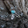 Zehenring mit Spirale und Stein in Tropfenform aus Silber
